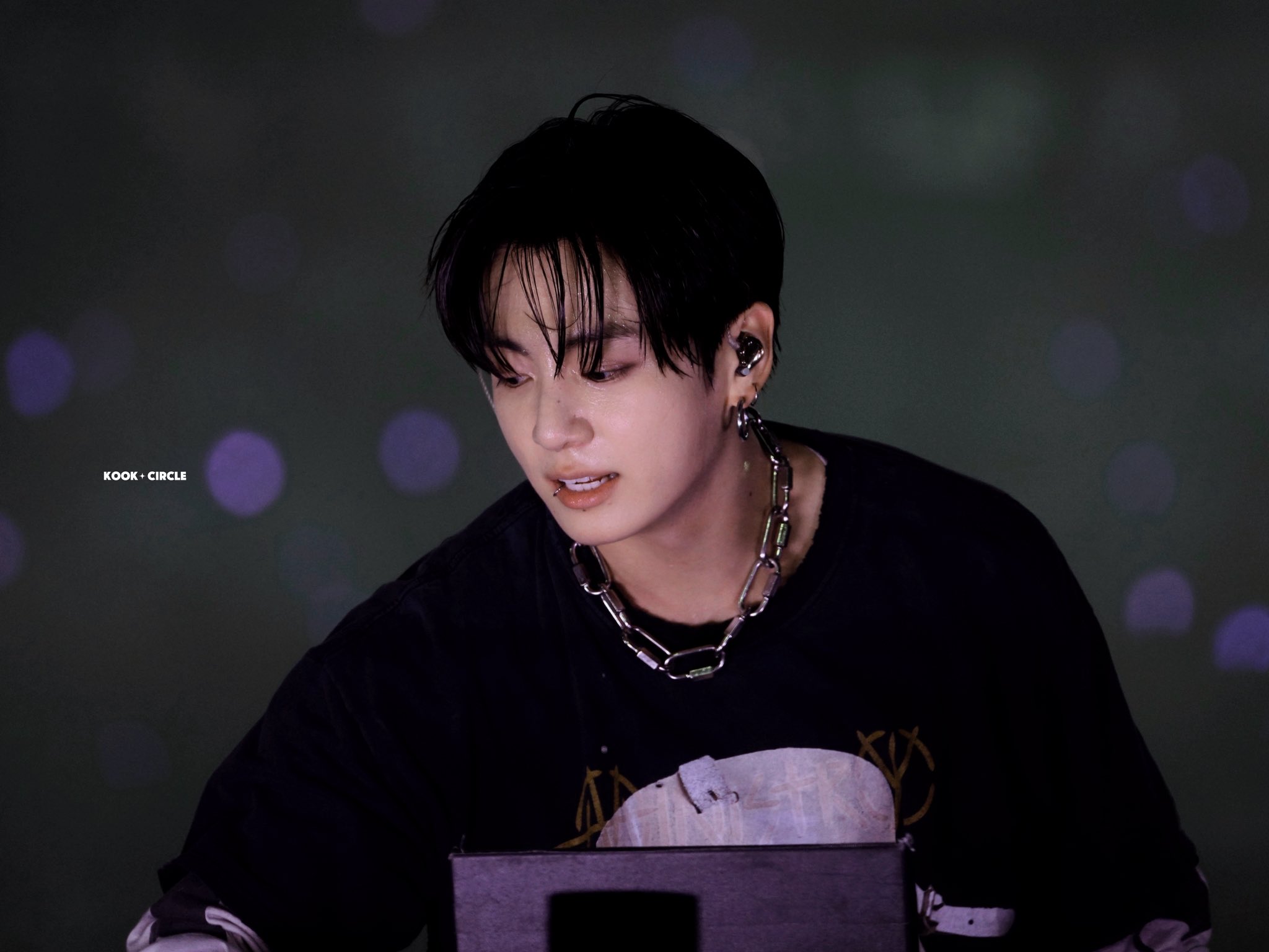 [잡담] 오늘 180도 다른 방탄 정국 | 인스티즈