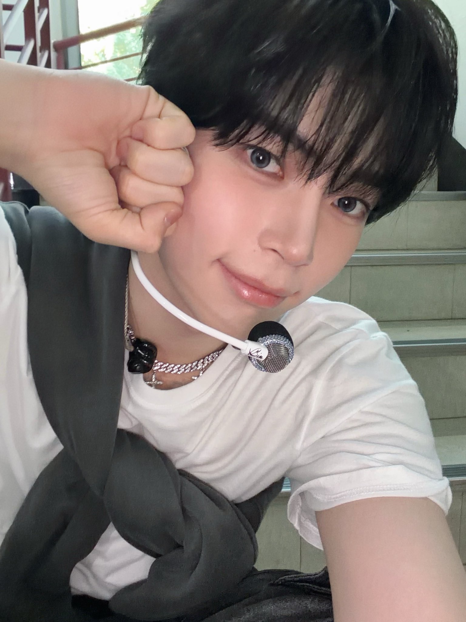 [잡담] 성한빈 이젠 셀카잘찍는 고양이인거 | 인스티즈
