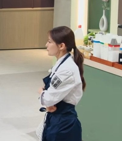 [잡담] 아 손종원 박은영 서로 앞치마 바꿔 입어서 | 인스티즈