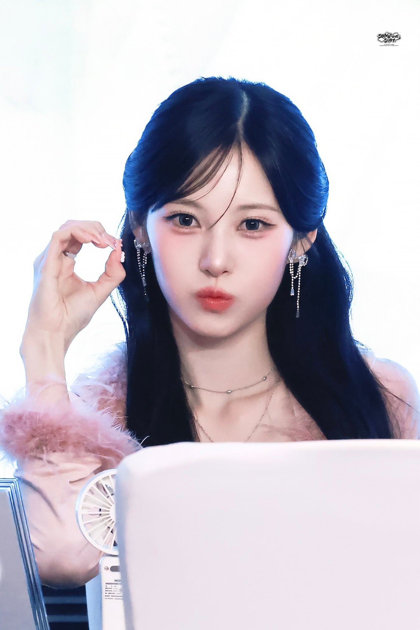 [잡담] 난 리센느 리브가 넘 예쁜 거 같음 | 인스티즈
