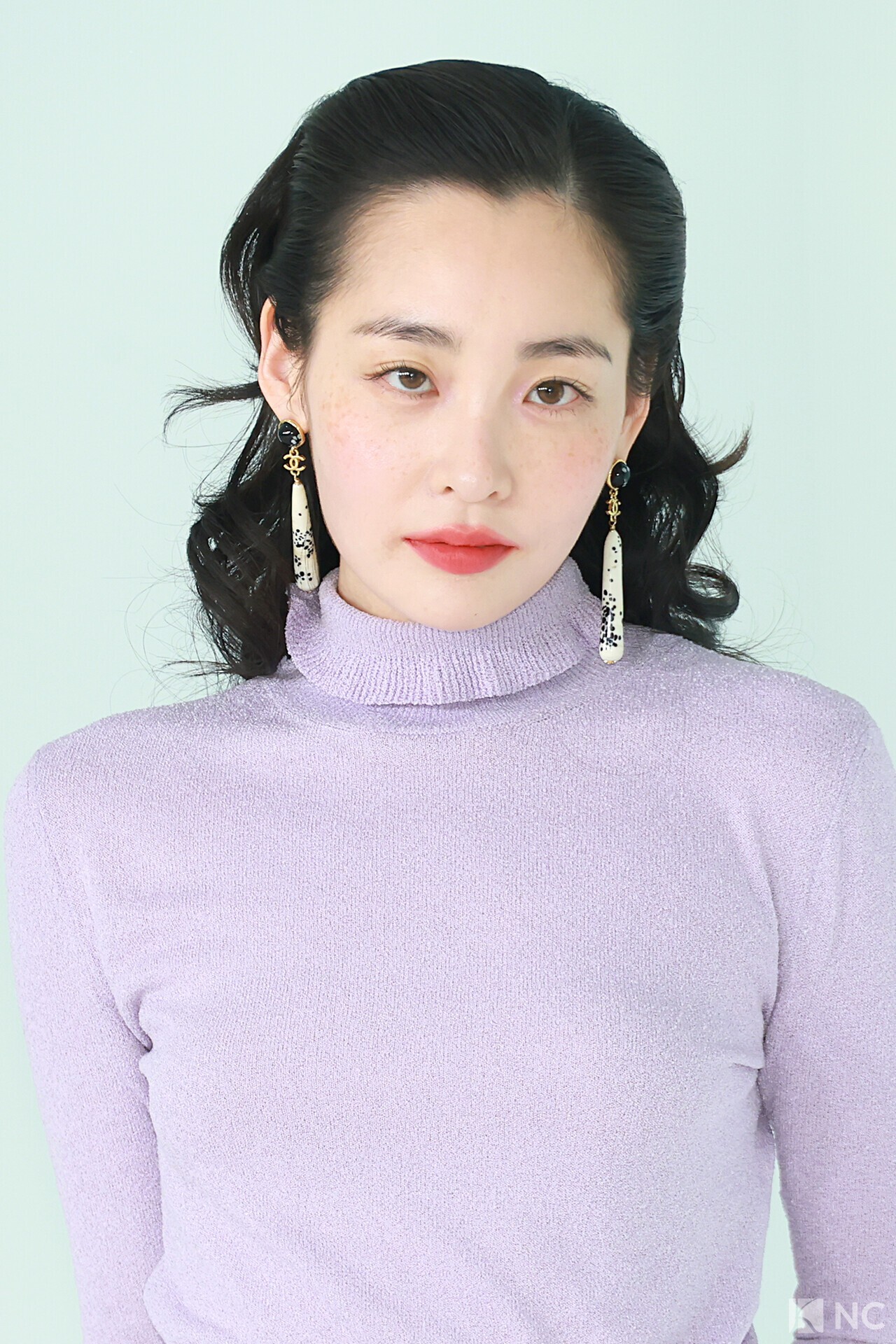 [잡담] 오늘 샤넬 김민하 배우 진짜 ㄹㅇ 무슨 명화같이 생기심 | 인스티즈