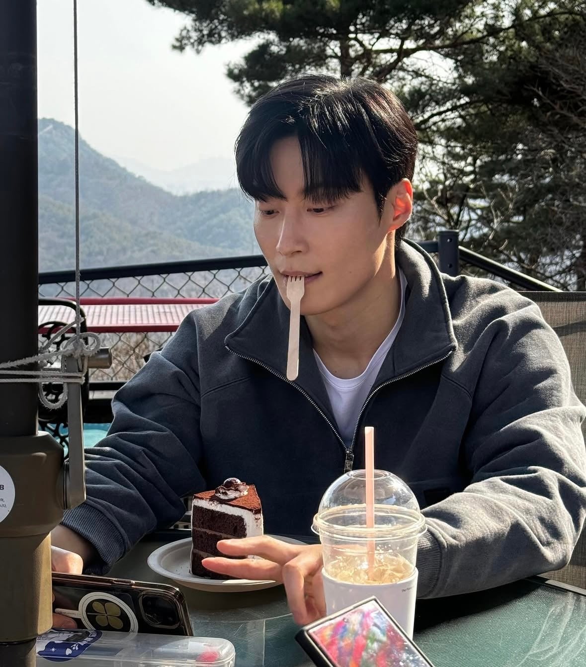 [잡담] 허남준 머리 뭐가 젤 잘 어울리는 거 같어??? | 인스티즈