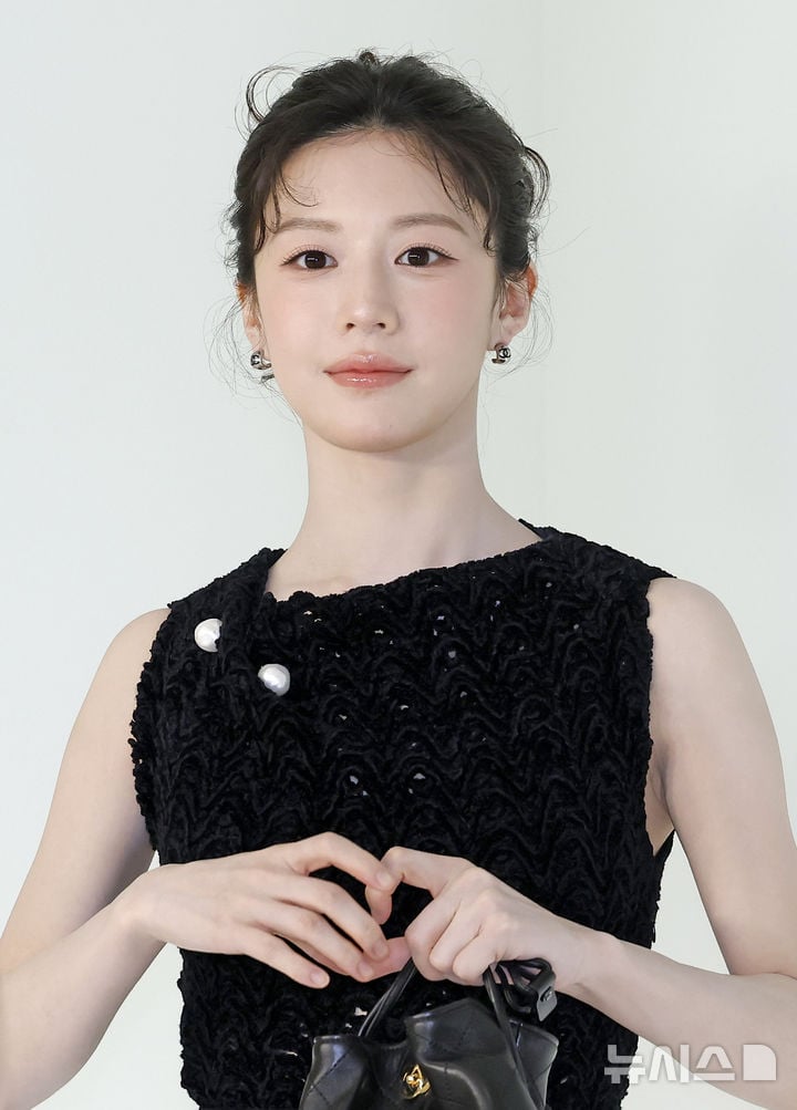[잡담] 제니 고윤정 원빈 오늘 셋 다 얼굴이 | 인스티즈
