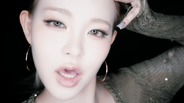 컨셉만 따라한 게 아니라 진짜 Y2K 감성 가져온 신인돌 .jpg | 인스티즈