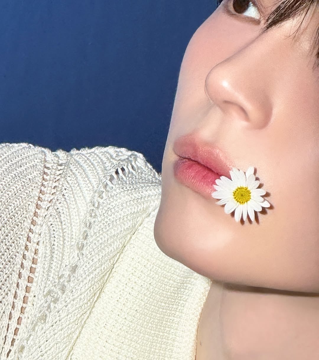 [잡담] 성한빈 지베르니뜬거 데뷔화보생각남 | 인스티즈