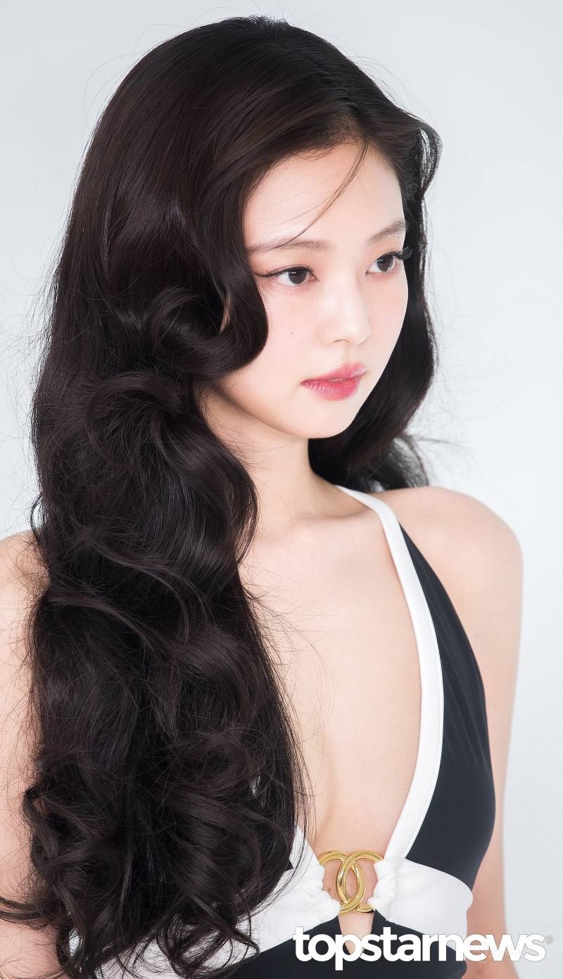 어제 헤메코 반응좋았던 제니 샤넬쇼 착장 | 인스티즈