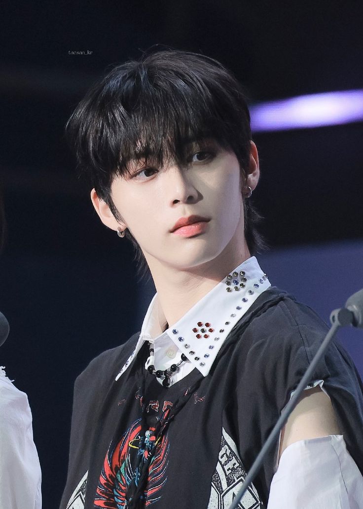 [잡담] 리노 한태산 조우안신 하관 개짧은 고양이 미소년 상 | 인스티즈