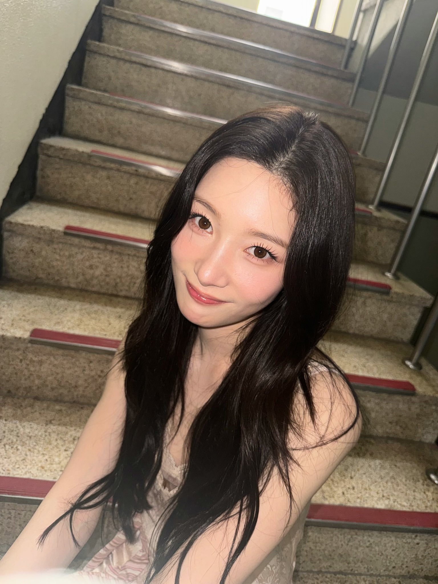 [잡담] 정채연 렌즈 뭐일까…… | 인스티즈