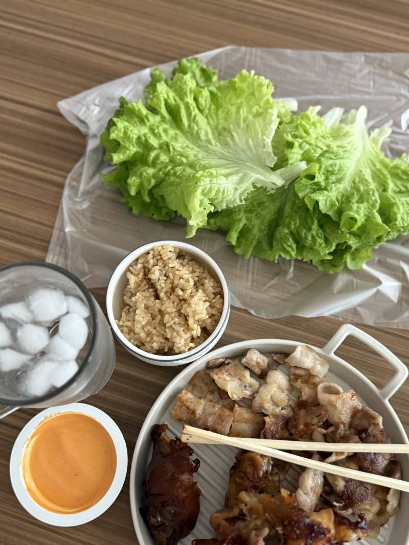 [잡담] 도파민 중독에서 벗어나려고 상추 키워서 어제 첫 수확했는데 | 인스티즈