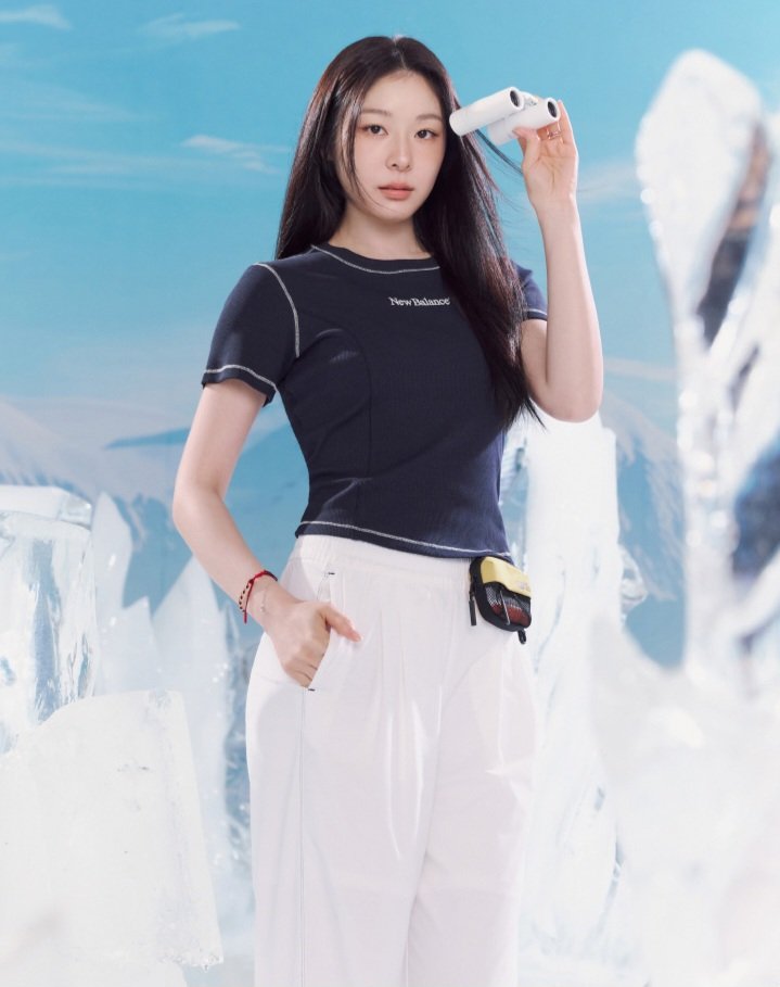 [잡담] 김연아 뉴발란스 NB프로즌 새 사진 | 인스티즈