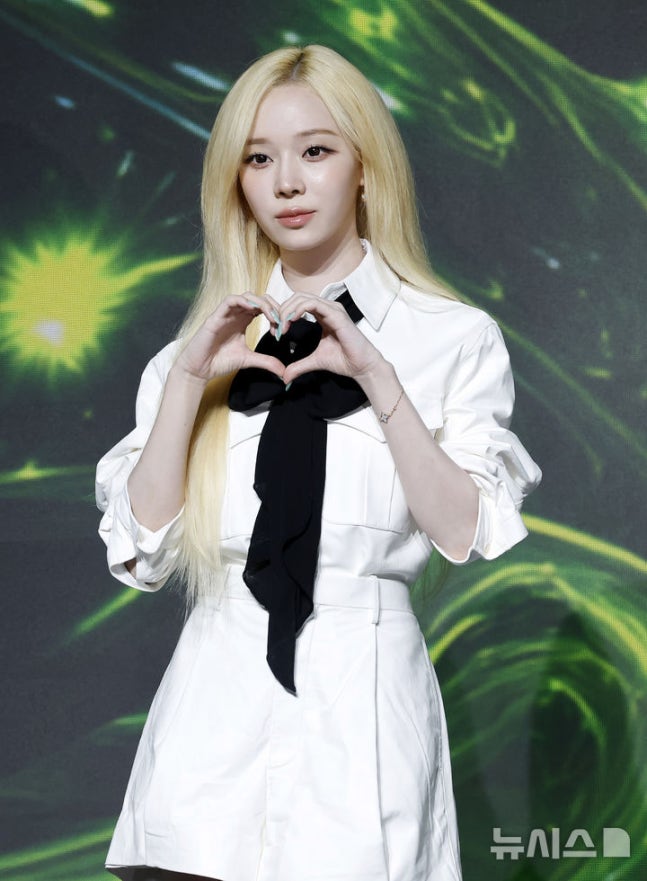 [잡담] 오늘 지민정(카리나&윈터) 레모네이드 기자간담회 기사사진 | 인스티즈
