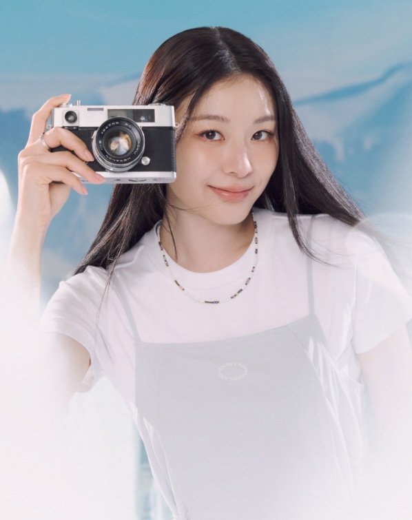[잡담] 김연아 뉴발란스 NB프로즌 새 사진 | 인스티즈