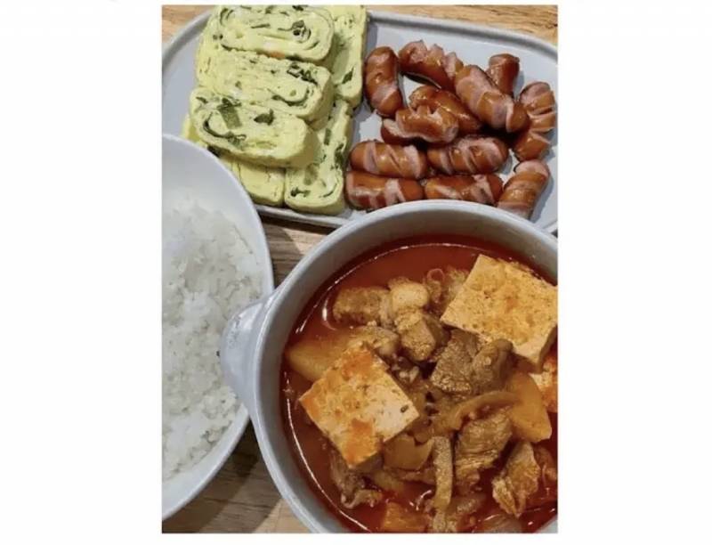 [잡담] 이렇게 한달동안 먹을 수 있어? (메뉴변경 절대x) | 인스티즈