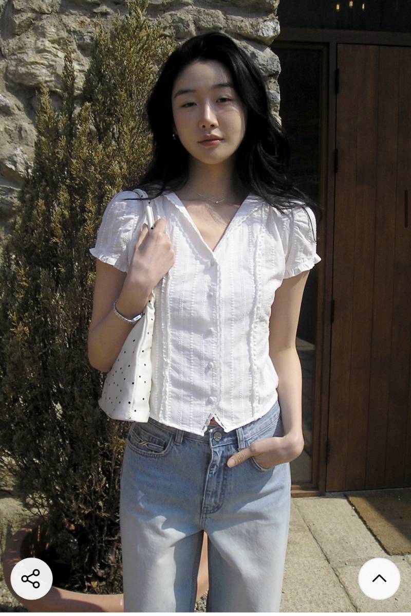 [잡담] 블라우스 색 골라주세요 제발 | 인스티즈