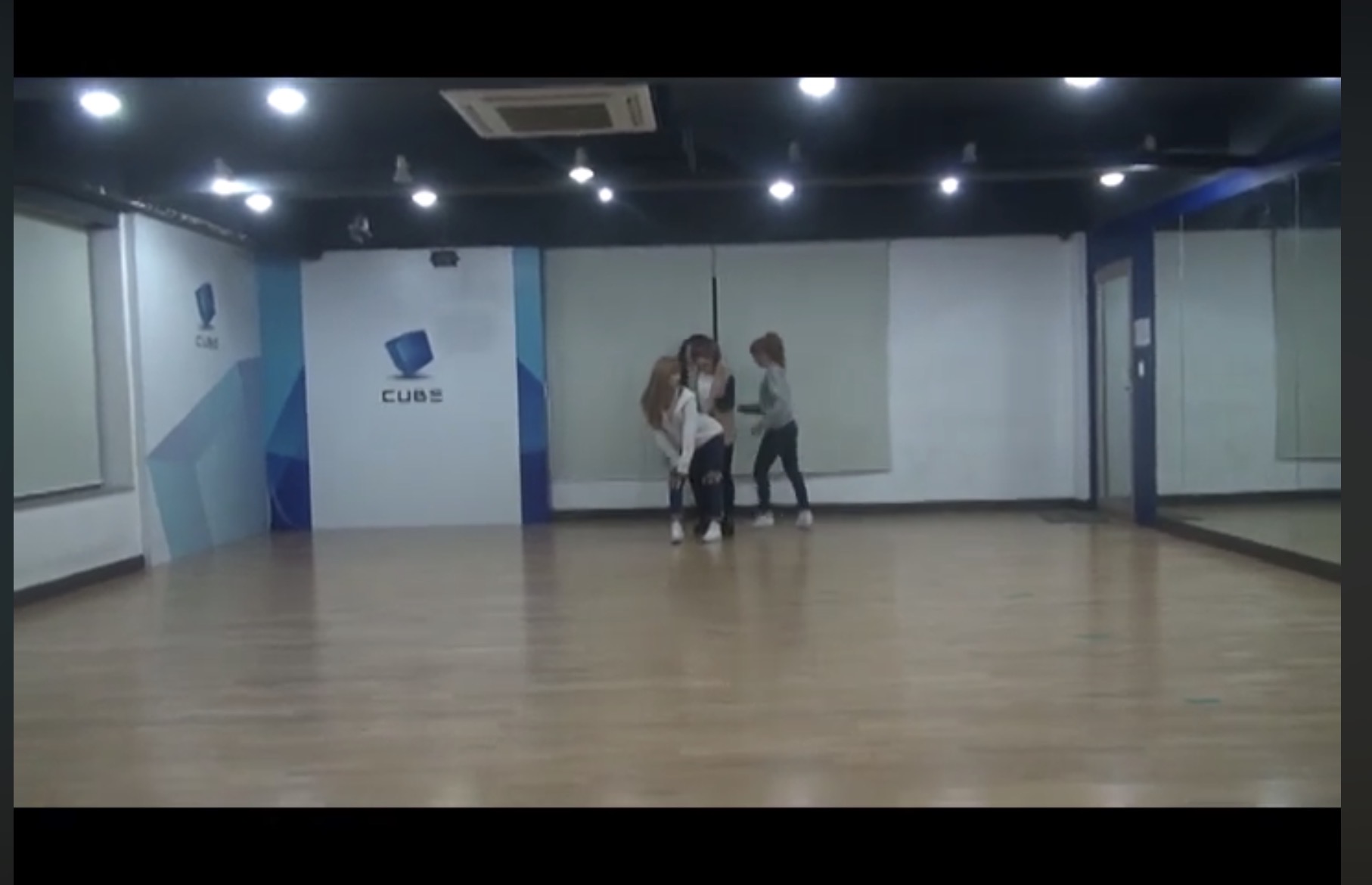 [잡담] ㅋㅋㅋㅋㅋㅋㅋㅋㅋ 난 큐브 연습실 하면 이거야 | 인스티즈