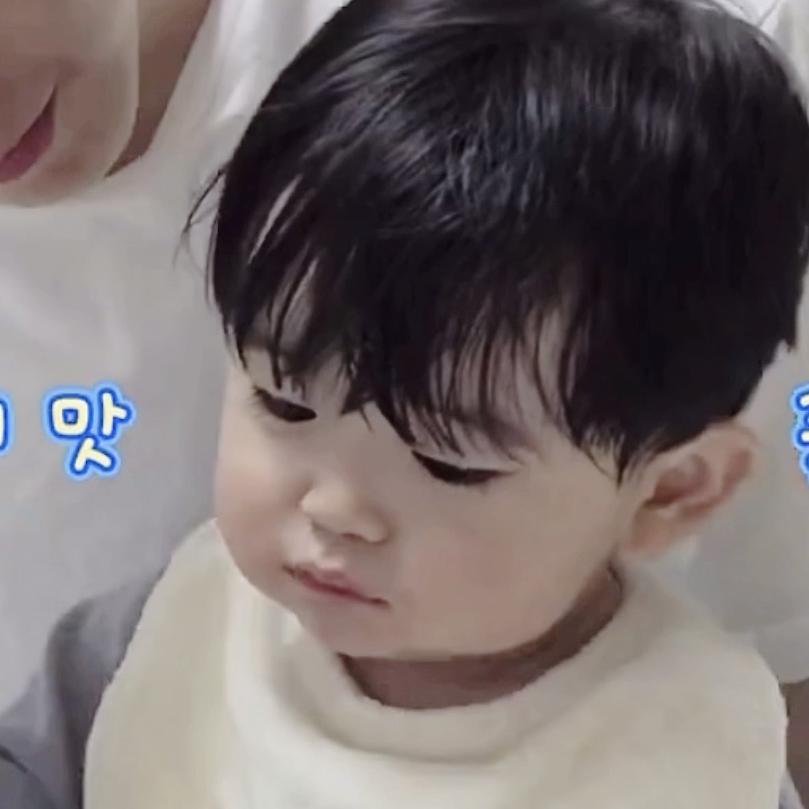 [잡담] 유준이 이 날 진짜 뭔가 더 말랑뽀짝꼬순내 날 거 같았어ㅋㅋ | 인스티즈