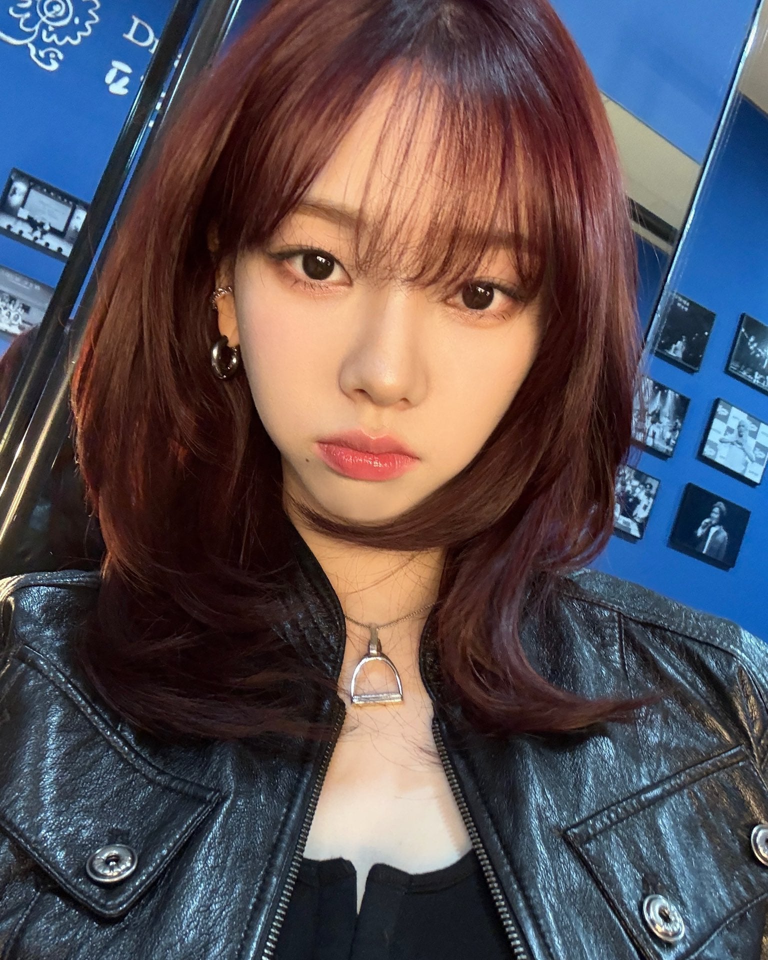 [잡담] 카리나 이때 머리한 사진 들고가서 중단발 레이어드컷 성공했다 | 인스티즈