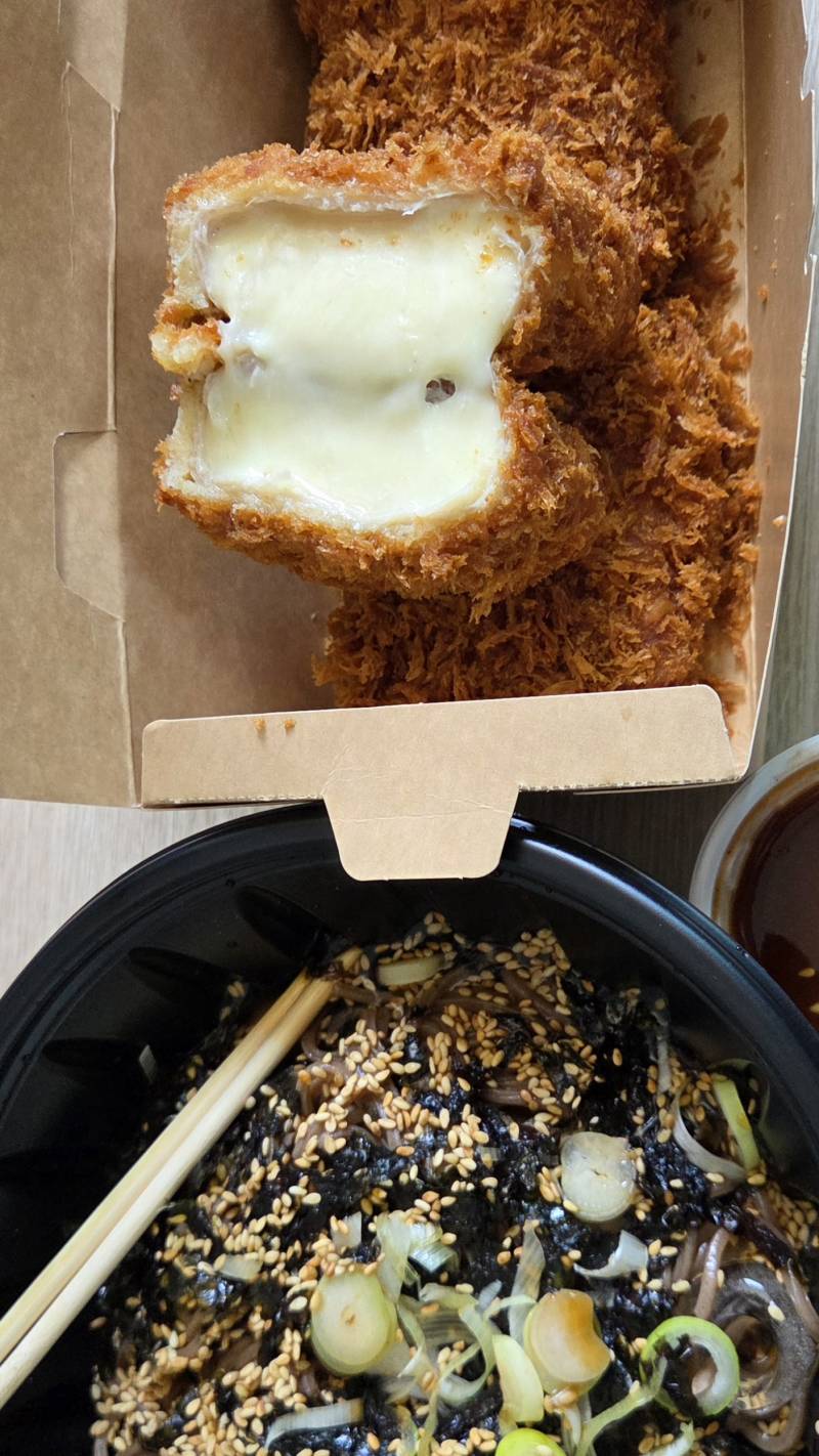 [잡담] 집근처 치돈 레전드 맛있다 | 인스티즈