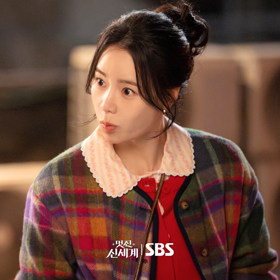 [정보/소식] 멋진신세계) 허남준 첫째 고모가 왜 옥탑방에서 나와..? 하지만 우리 짱 센 임지연 절대 쫄지 않음😤 | 인스티즈