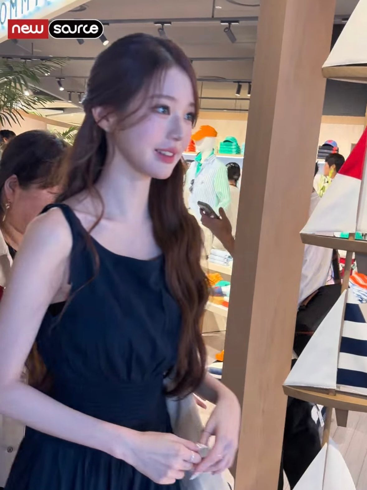 [잡담] 오늘자 타미힐피거 행사 참석한 장원영 | 인스티즈