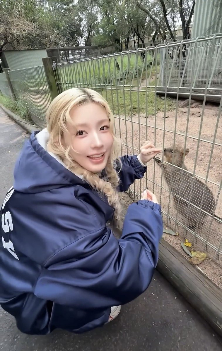 [잡담] 경) 미연, 드디어 쿼카 만나다 (축 | 인스티즈