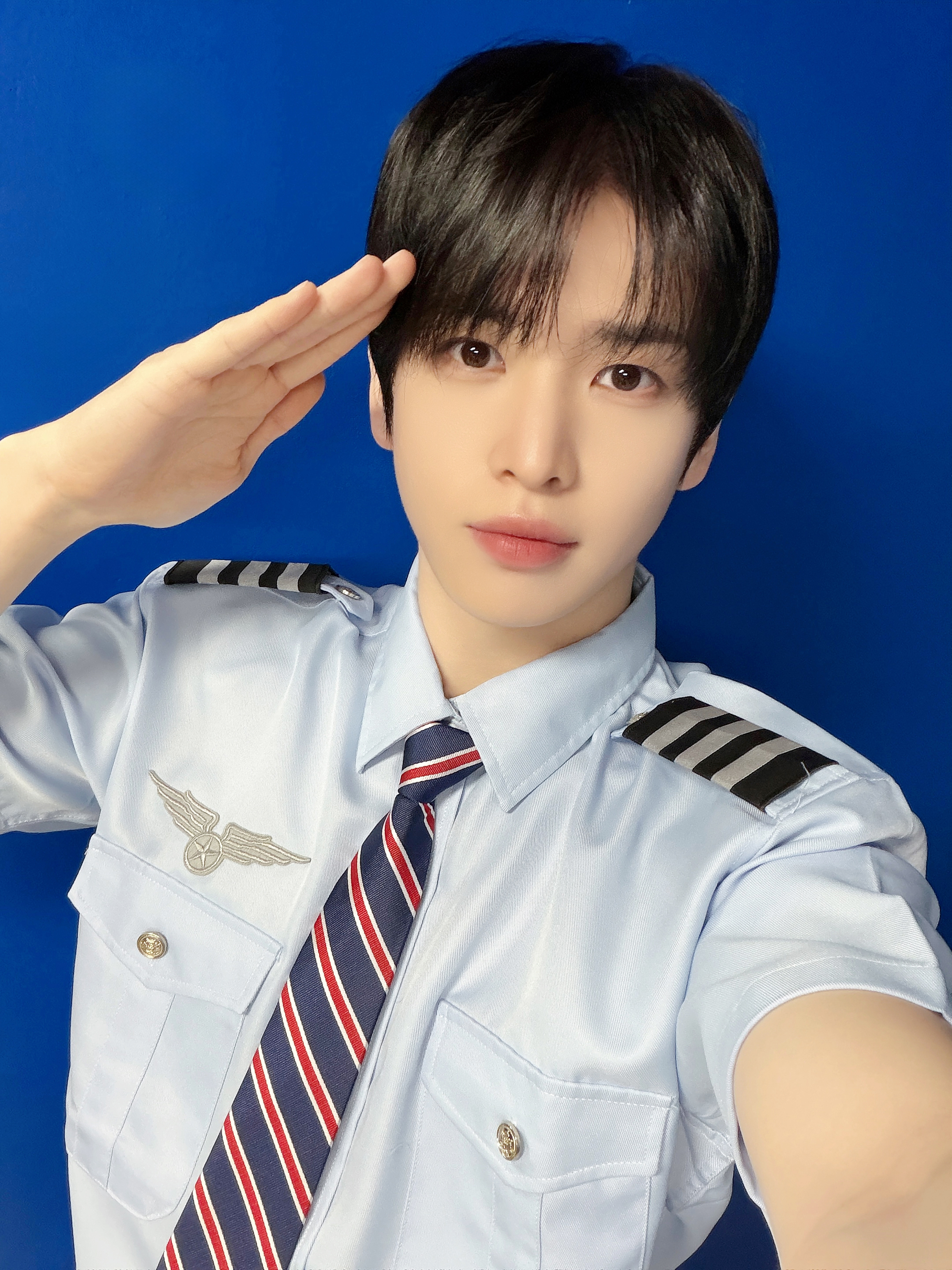[잡담] 이런 기장님 하고 승무원 있으면 비행기 맨날 타죠 | 인스티즈