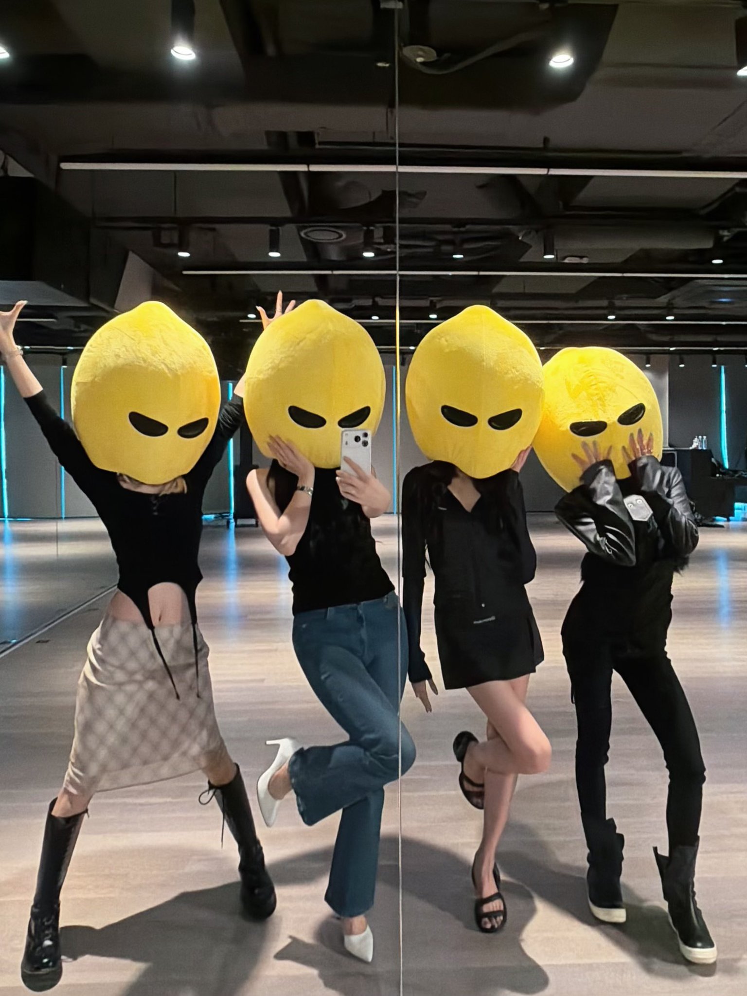 [잡담] 에스파 레몬탈 쓴거 귀엽네 | 인스티즈
