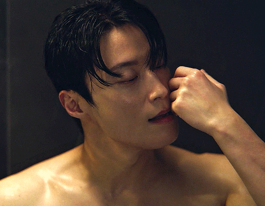 [잡담] 멋진신세계) 텀블러에 세계 목욕씬 움짤 개 많음ㅋㅋㅋ (스크롤주의) | 인스티즈