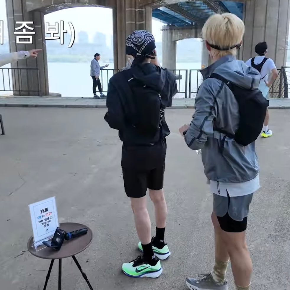 [잡담] 이상원 최씨크루에서 반바지 입었는데 다리가 허얘 | 인스티즈