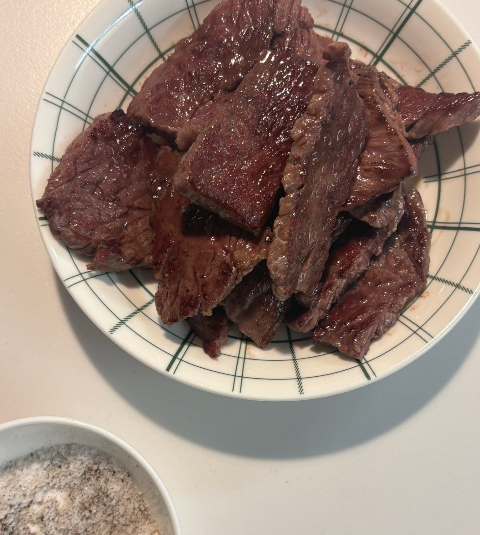 [잡담] 와 에스파 숙소이모님 소고기 진짜 섹시하게 구우시네 | 인스티즈