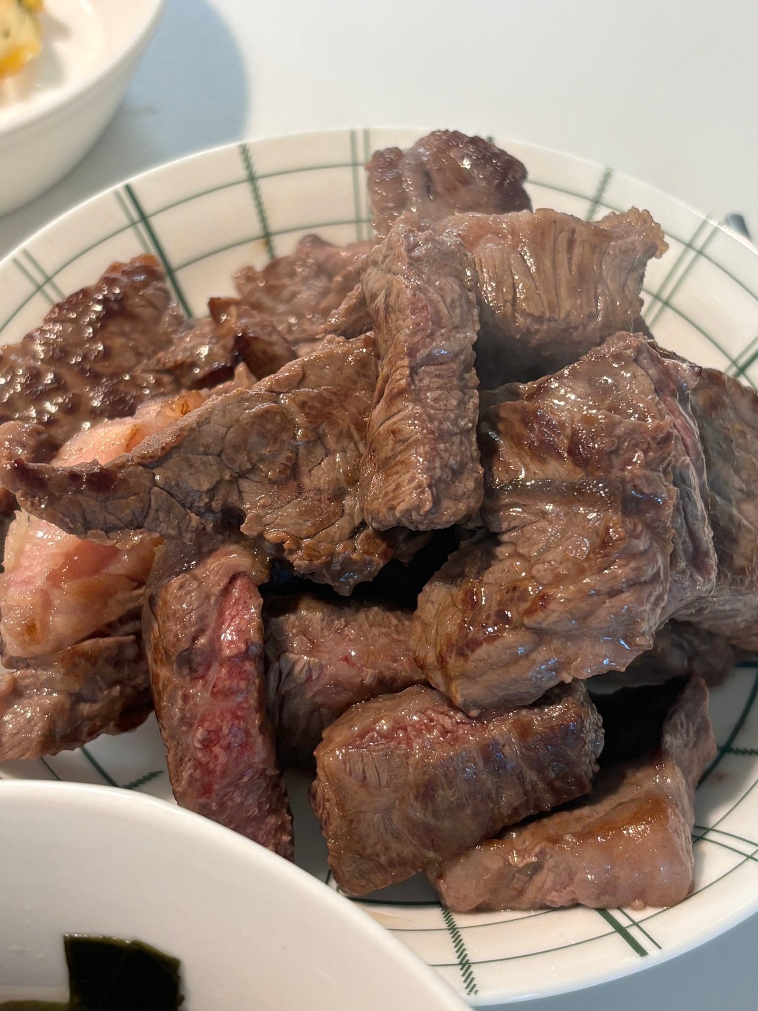 [잡담] 와 에스파 숙소이모님 소고기 진짜 섹시하게 구우시네 | 인스티즈