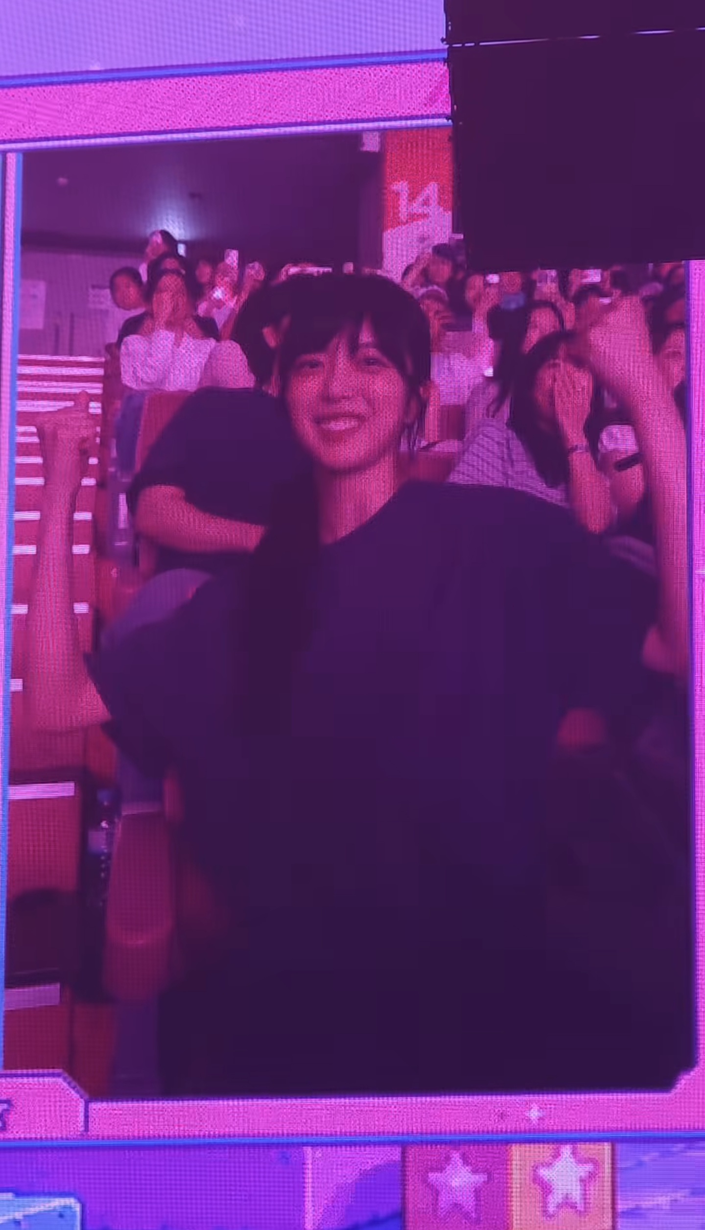 [잡담] 어제자 아이오아이 콘서트를 방문한 아이돌그룹 출신 멤버 | 인스티즈
