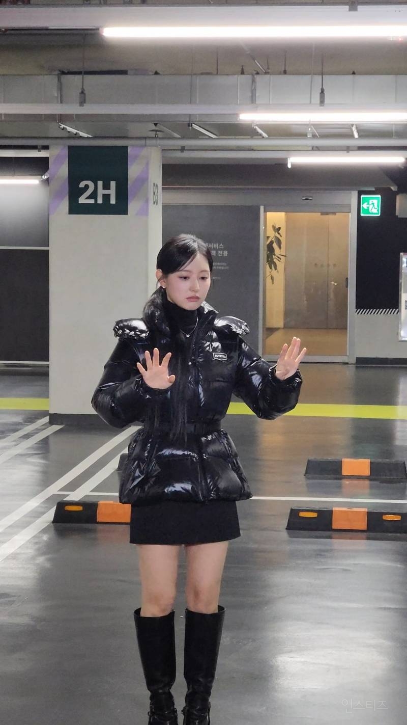 폰카 속 배우 김지원 미모 | 인스티즈