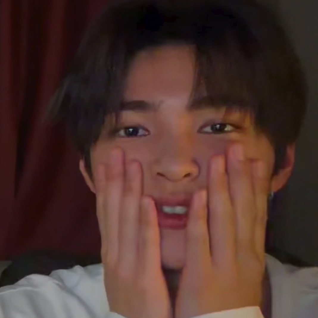 [잡담] 건호 앞니가 커서 ㄹㅇ 귀여움ㅋㅋㅋㅋㅋㅋㅋ | 인스티즈