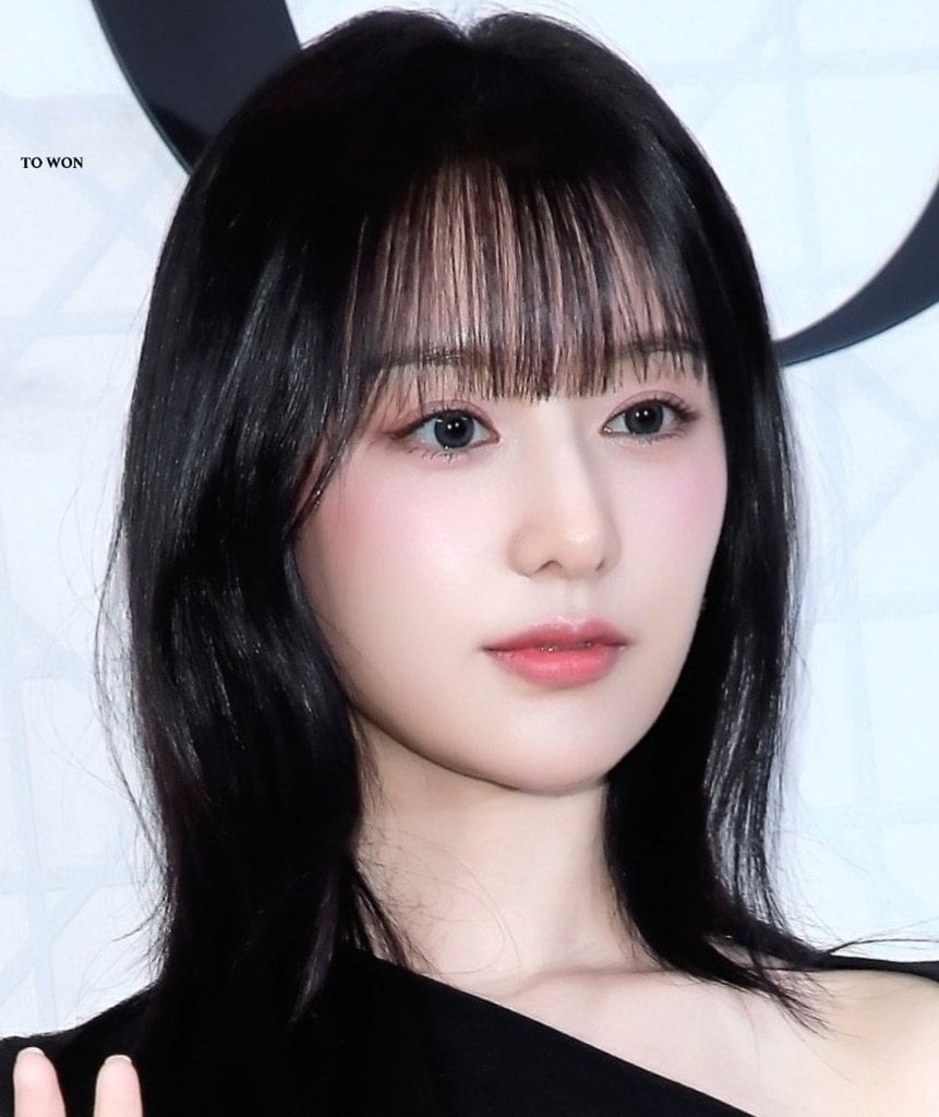 [잡담] 김지원) 취향 따라 갈리는 김지원 앞머리 유무 | 인스티즈