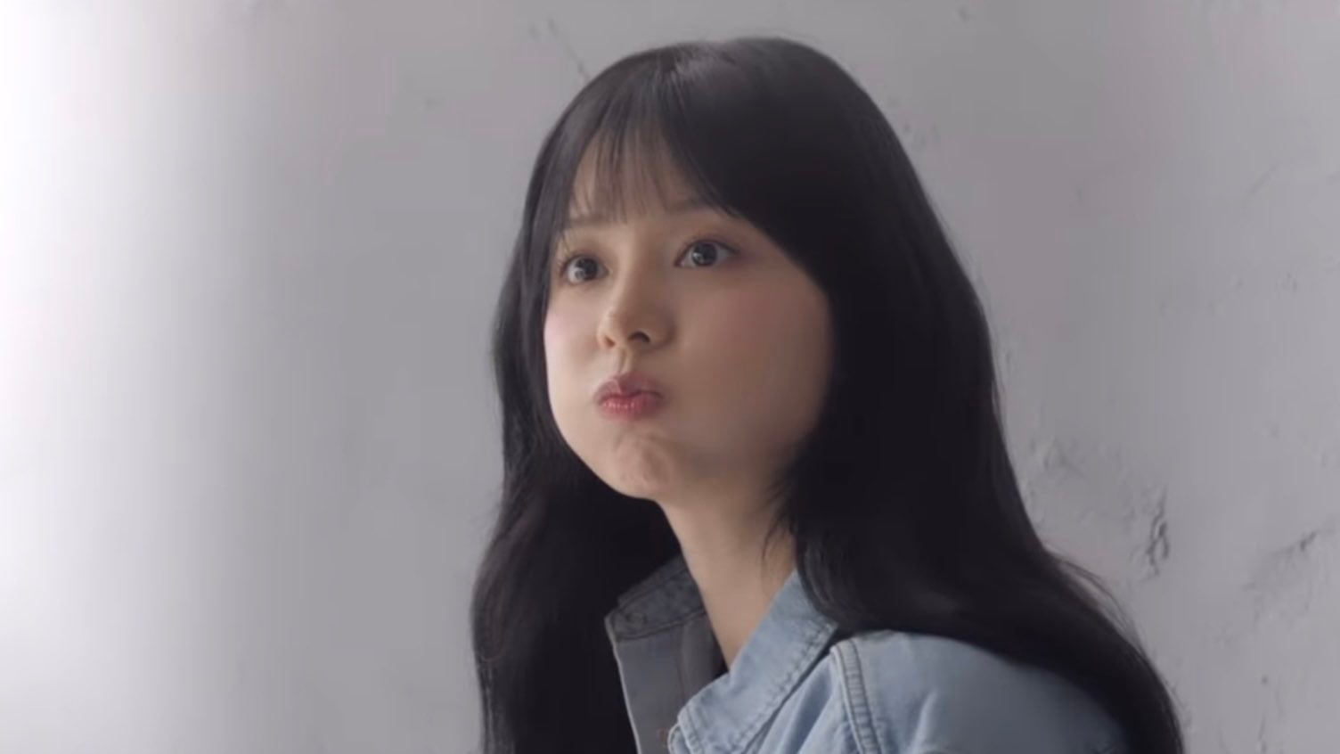 [잡담] 김지원) 취향 따라 갈리는 김지원 앞머리 유무 | 인스티즈