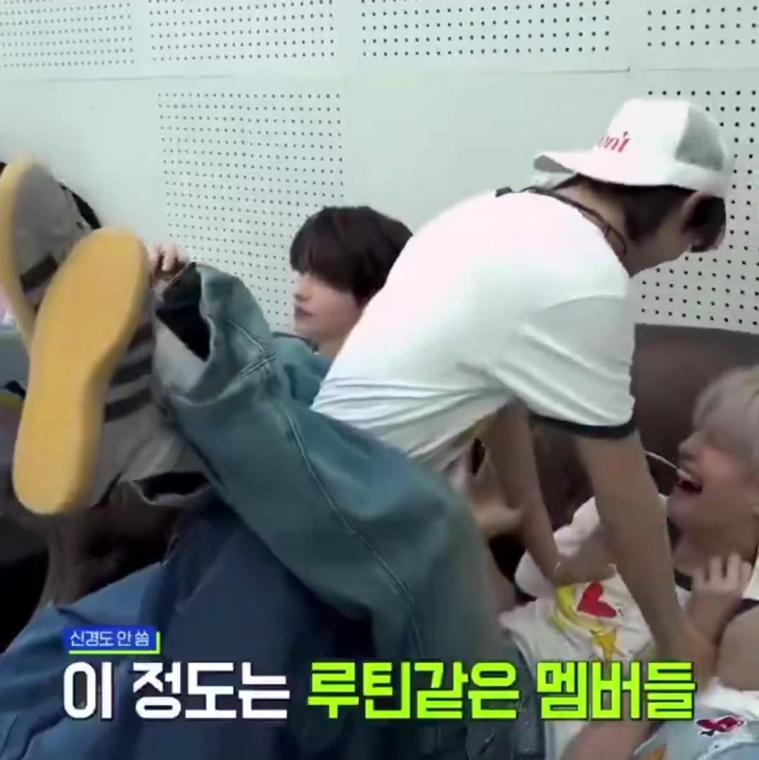 ㄱ [잡담] 햎도 연하 연상이 너무 귀여워서 미치겠나봄 | 인스티즈