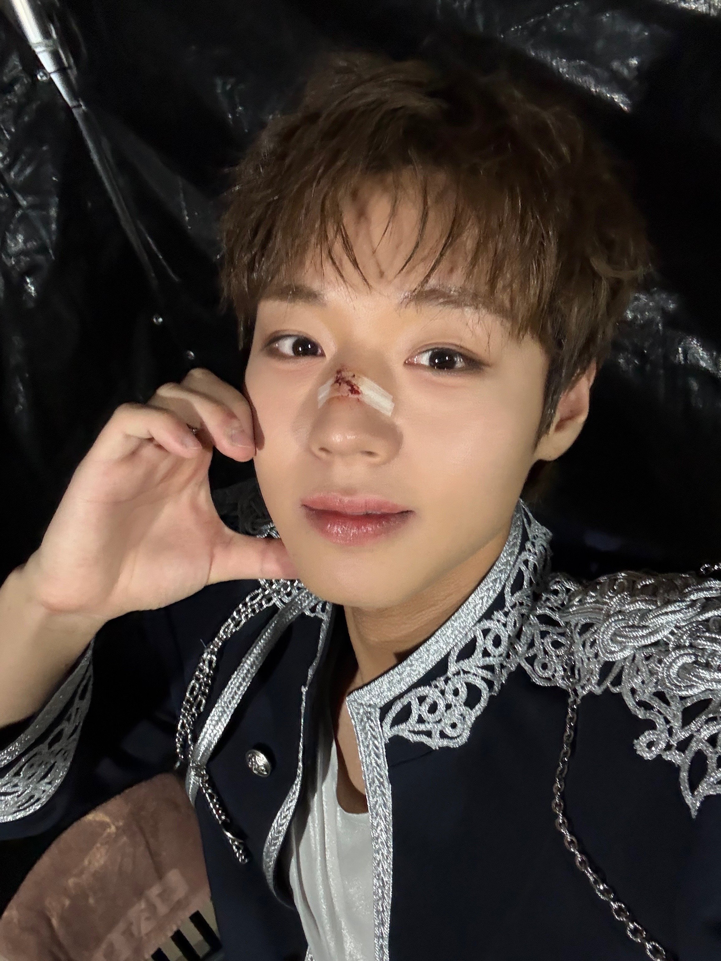 [잡담] 박지훈 방금 뜬 사진 뭐냐 | 인스티즈