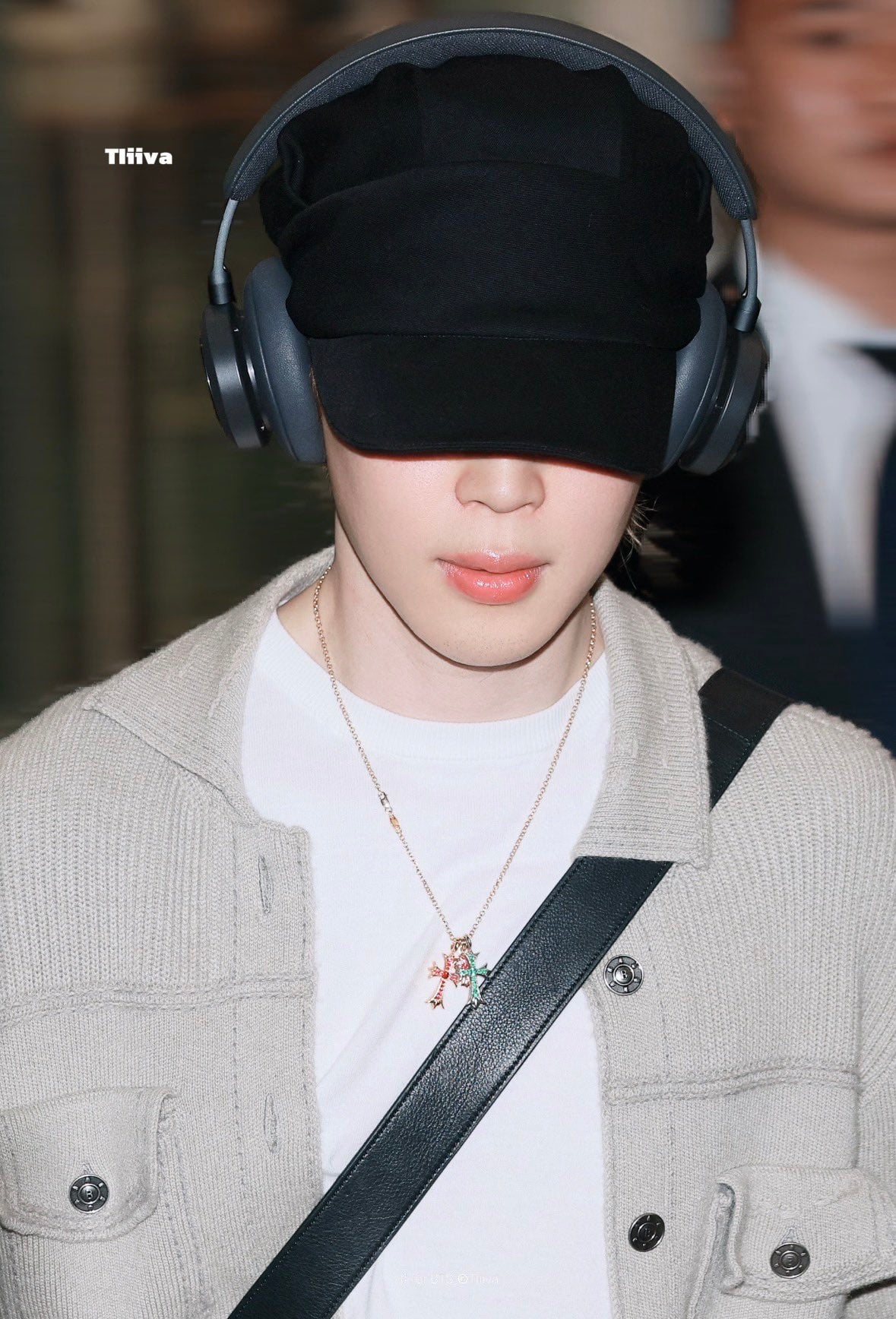 [잡담] 지민 공항룩 그거 생각남 | 인스티즈