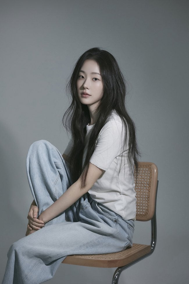 [잡담] 채원빈 인터뷰 사진 개예쁘 | 인스티즈