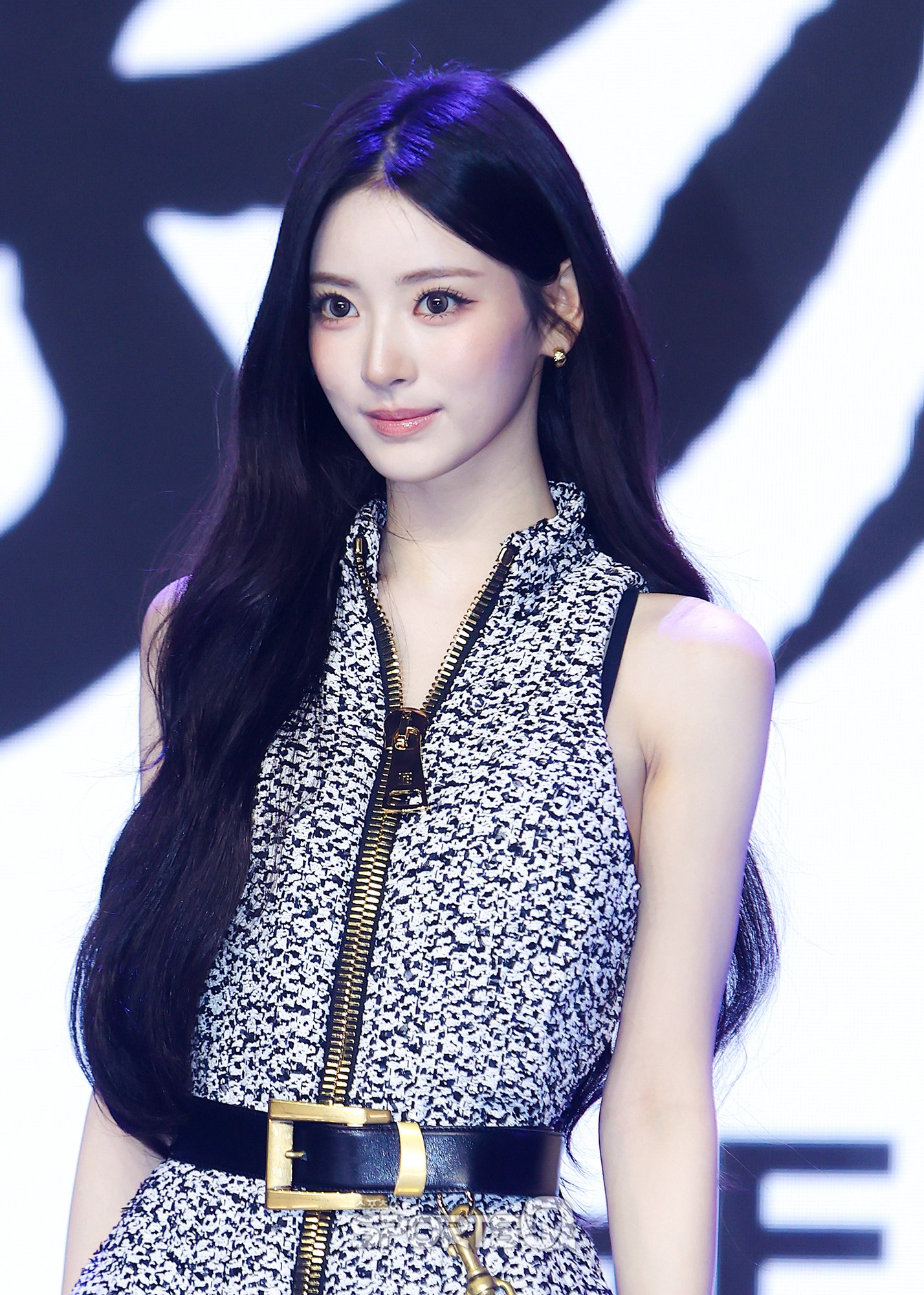 [잡담] 안나 진짜 개예쁘다 ㄹㅇ | 인스티즈
