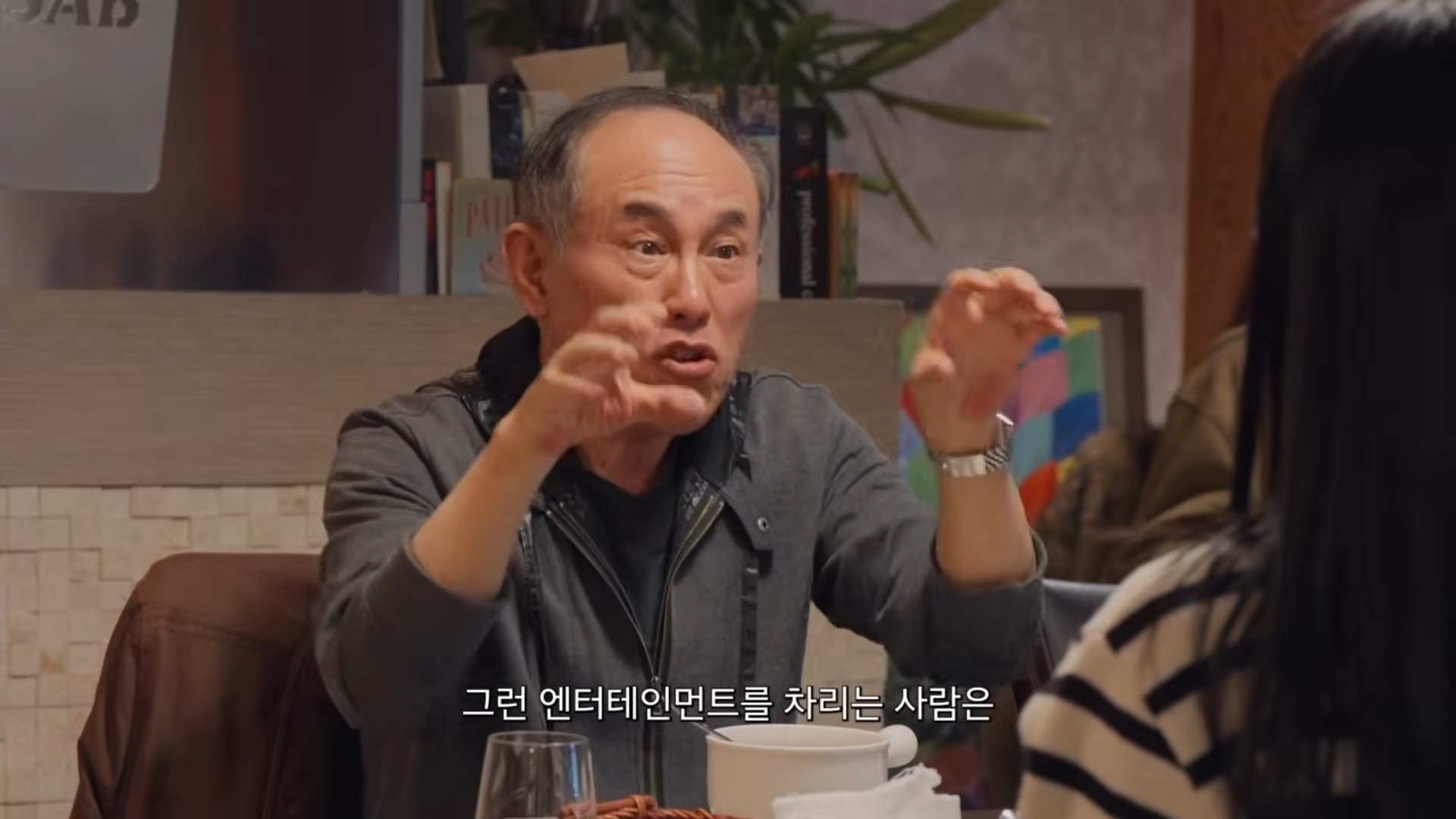 [정보/소식] 프랑스교수가 말하는 프랑스에서 아이돌산업이 정착할수 없는 이유 | 인스티즈