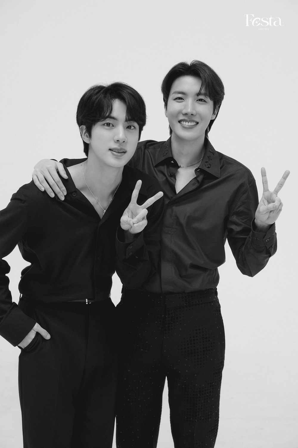[잡담] 방탄 작년 613 페스타땐 제이홉 진 두명만 제대해서 | 인스티즈