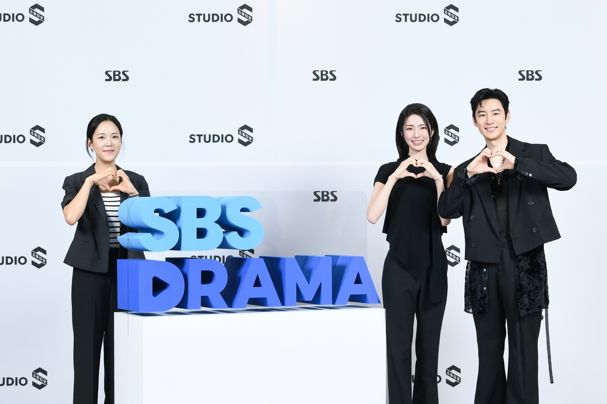 [잡담] 승산드 이제훈 하영 투샷 | 인스티즈