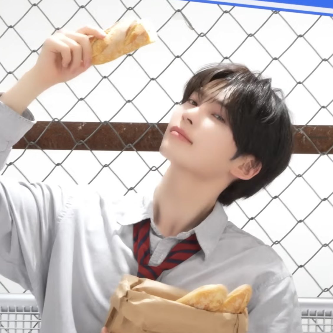 [잡담] 빵집알반데 빵다먹어버림 성한빈 | 인스티즈