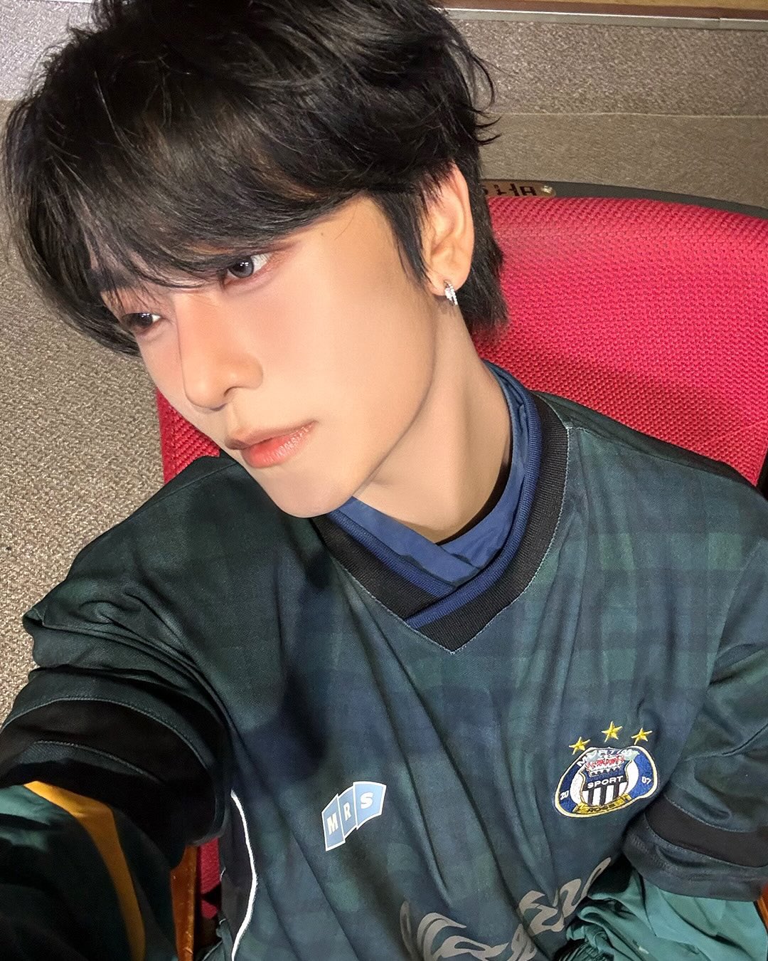 [잡담] 허씬롱 개쳐잘생김;( | 인스티즈