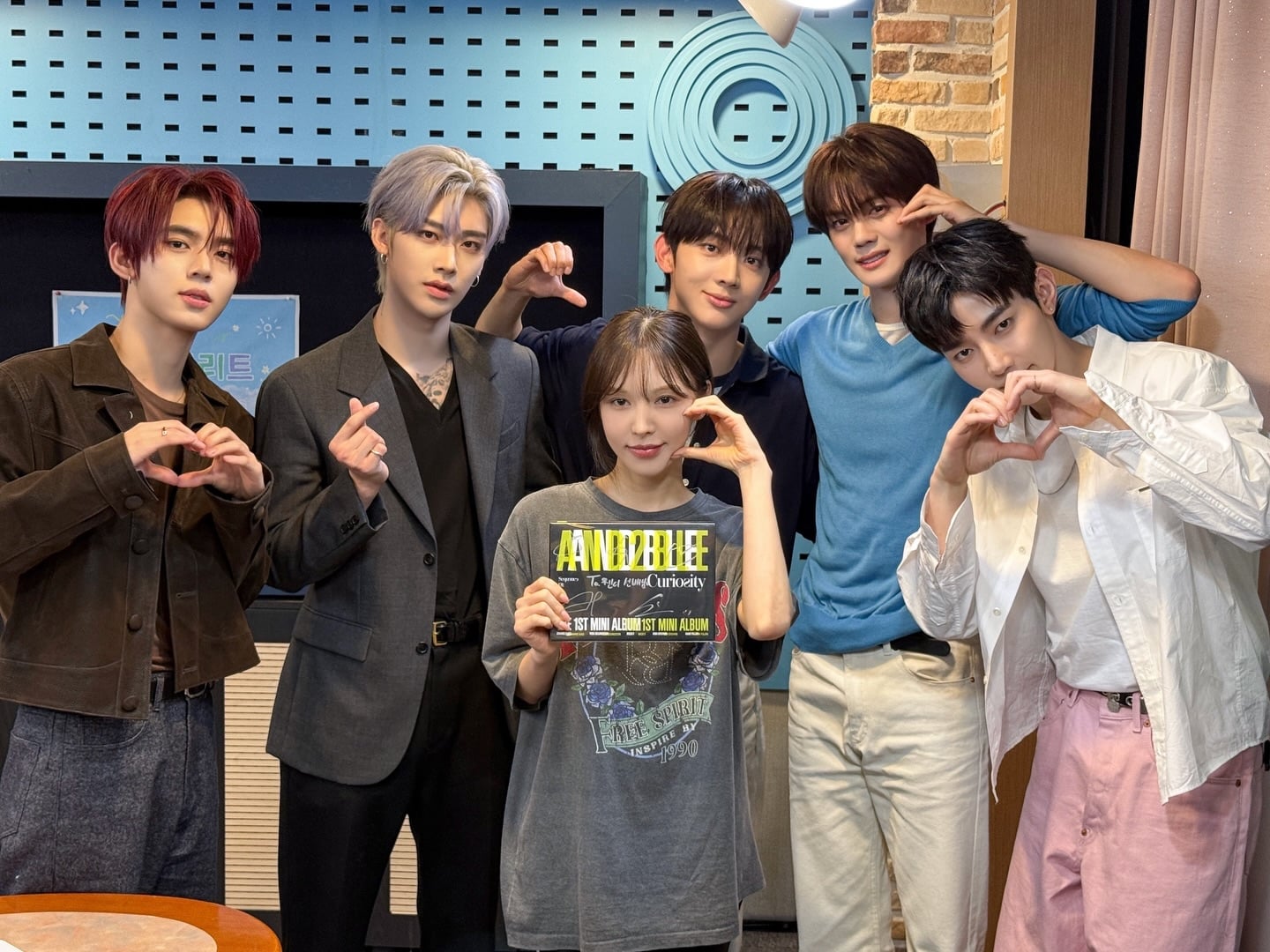[잡담] 앤더블 웬디웅니랑 단체사진 | 인스티즈