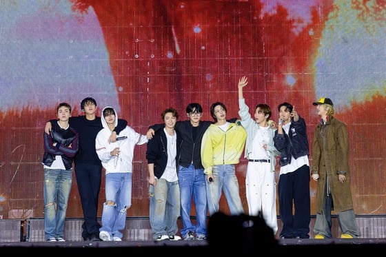 [정보/소식] 세븐틴, 美 빌보드 2026 반기 '톱 투어' 7위 | 인스티즈