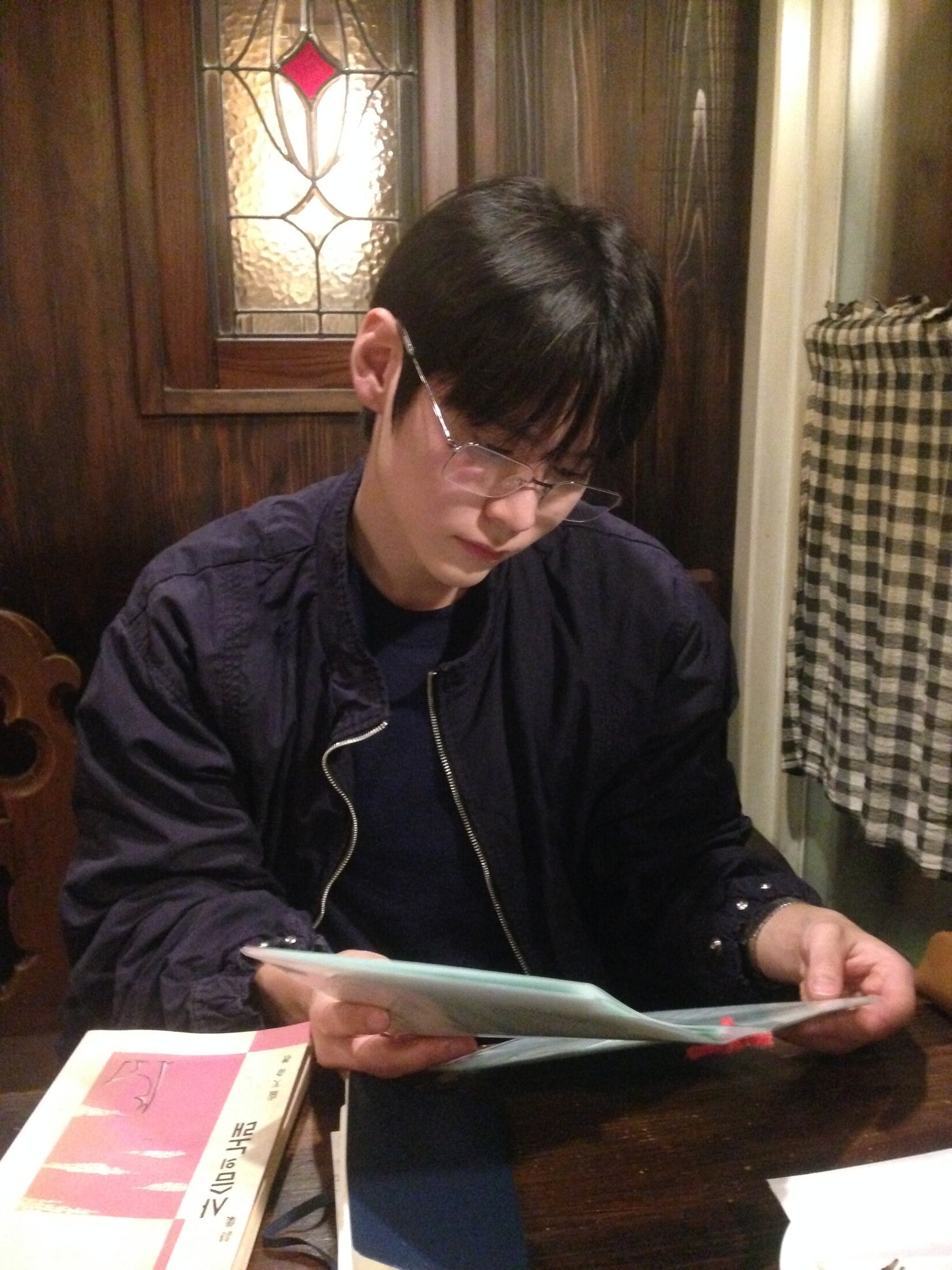 [잡담] 한 번도 덕질 유사연애로 한 적 없는데 유사연애 퍼먹게 만든 남자 | 인스티즈