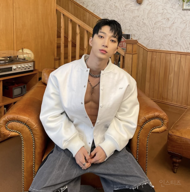 금발이랑 흑발 온도차 𝙈𝙄𝘾𝙃𝙄𝙉 연예인...JPG | 인스티즈